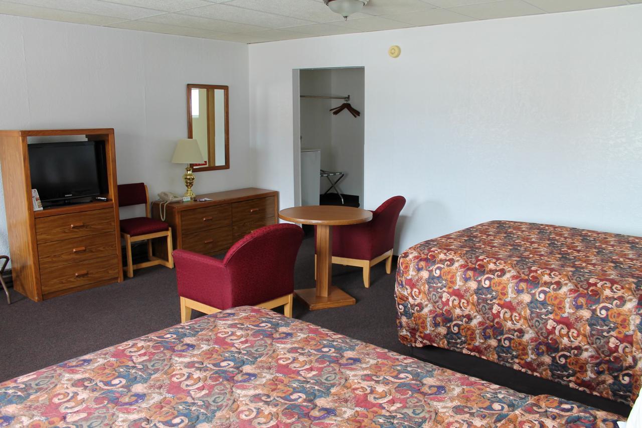 Budget Host Crestview Inn Sault Ste. Marie Buitenkant foto