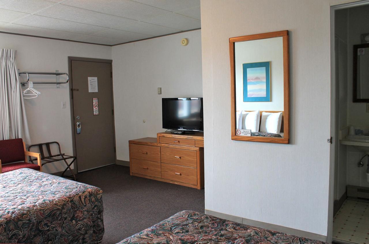 Budget Host Crestview Inn Sault Ste. Marie Buitenkant foto