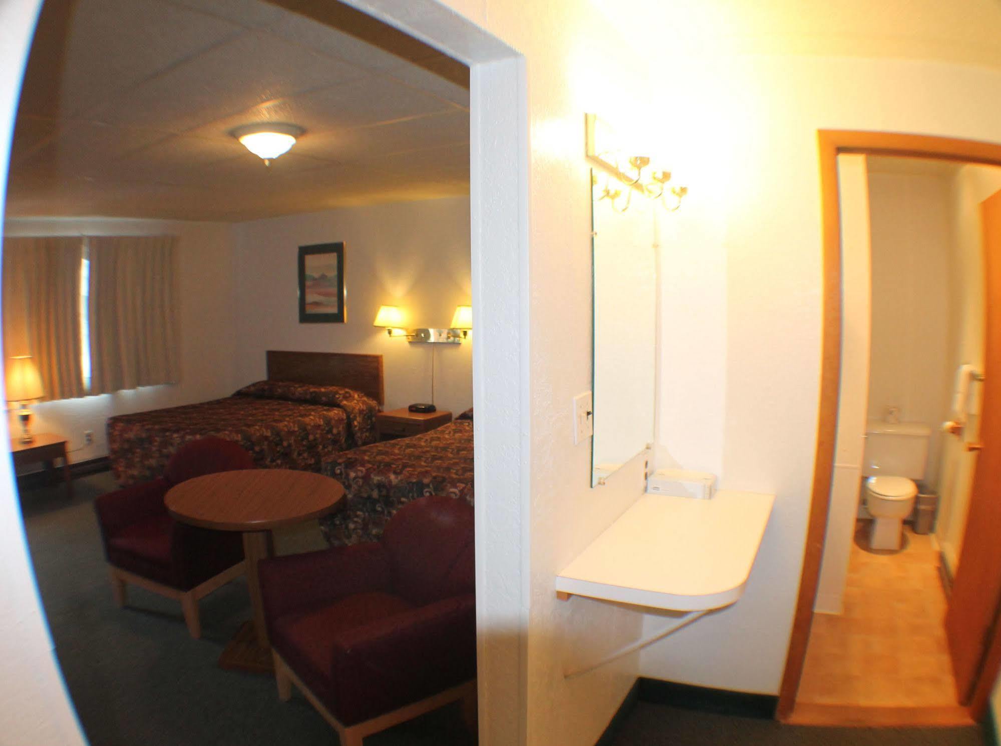 Budget Host Crestview Inn Sault Ste. Marie Buitenkant foto
