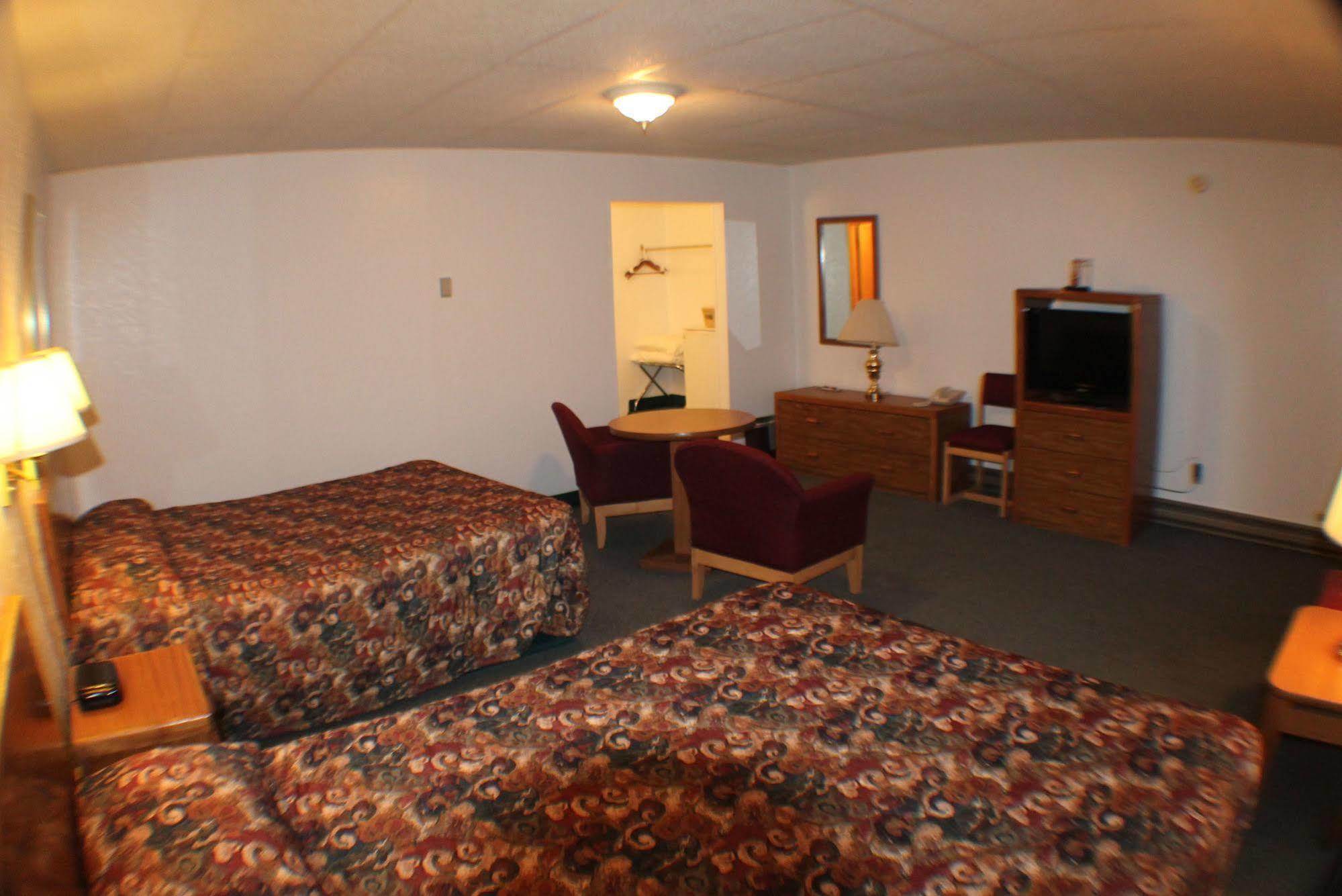 Budget Host Crestview Inn Sault Ste. Marie Buitenkant foto