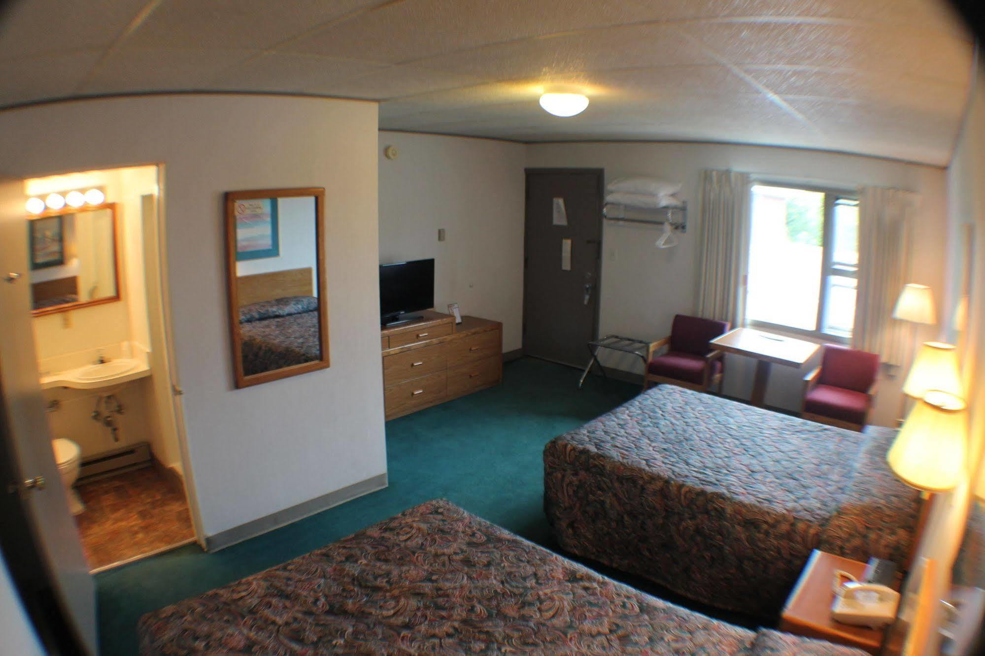 Budget Host Crestview Inn Sault Ste. Marie Buitenkant foto