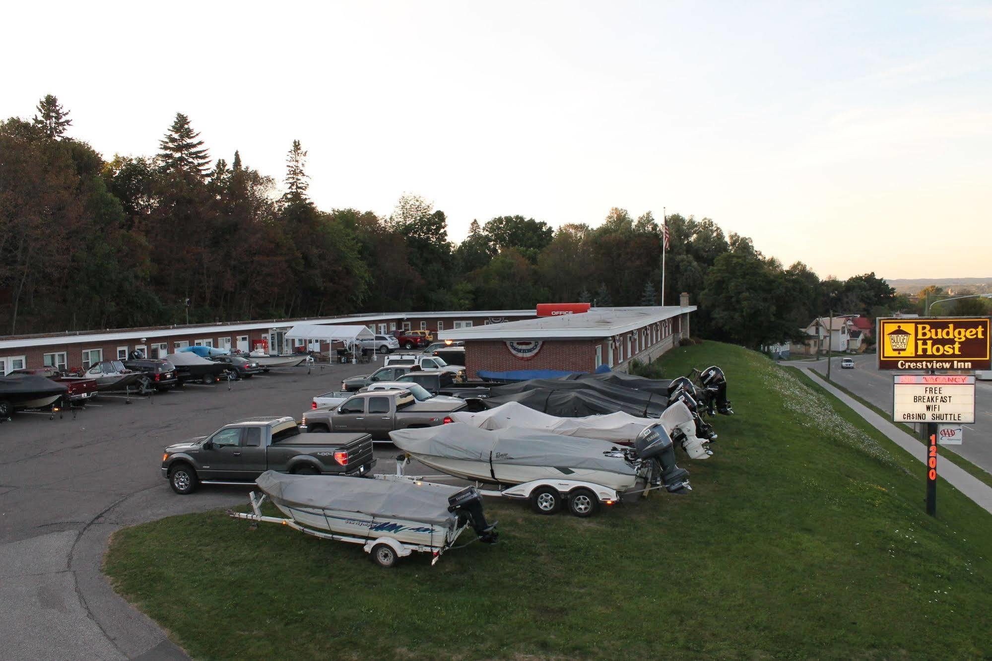 Budget Host Crestview Inn Sault Ste. Marie Buitenkant foto